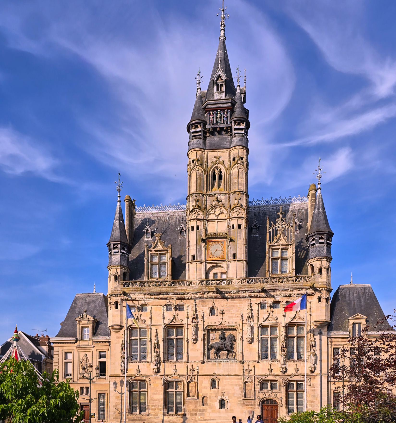 Compiègne et son hôtel de ville